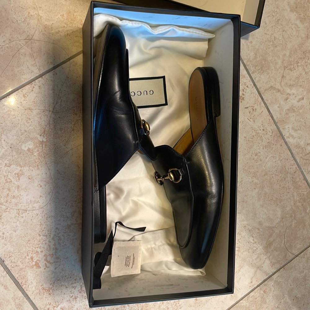 Black Gucci princetown mules